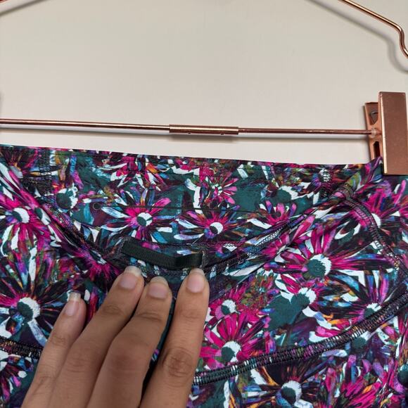 Lululemon Womens Base Pace HR Leggings 28" Size 2 Floral Pilates Workout Run NEW - Picture 7 of 10
